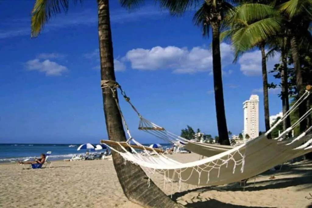 Media Luna Studio Oceanview Pool San Juan Daire