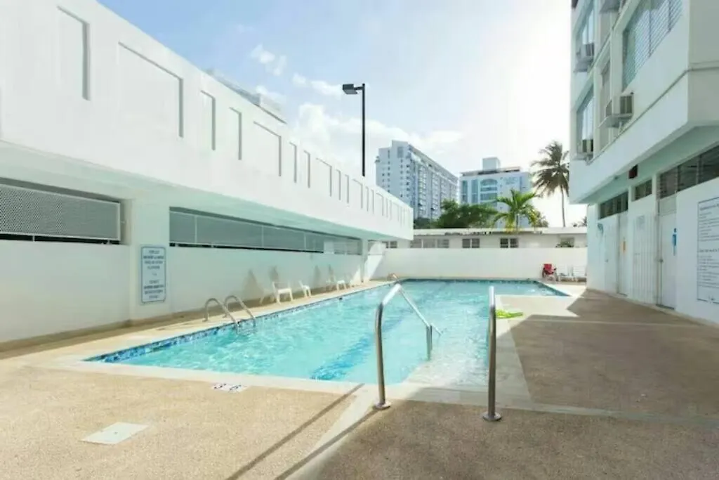 Media Luna Studio Oceanview Pool San Juan Apartmán